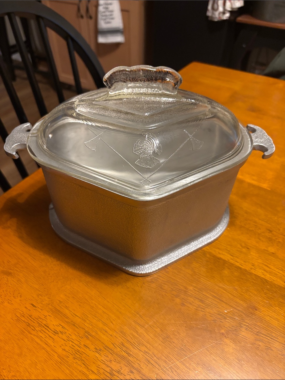 Guardian Service Glass-Lidded Serving Dish - great condition.